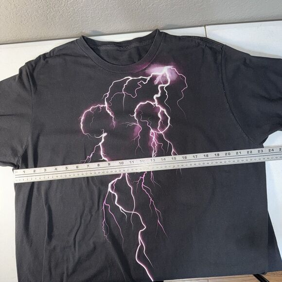 Disneyland Resort Men's T shirt size XL Black Lighting Mickey Mouse Disney - Picture 4 of 5